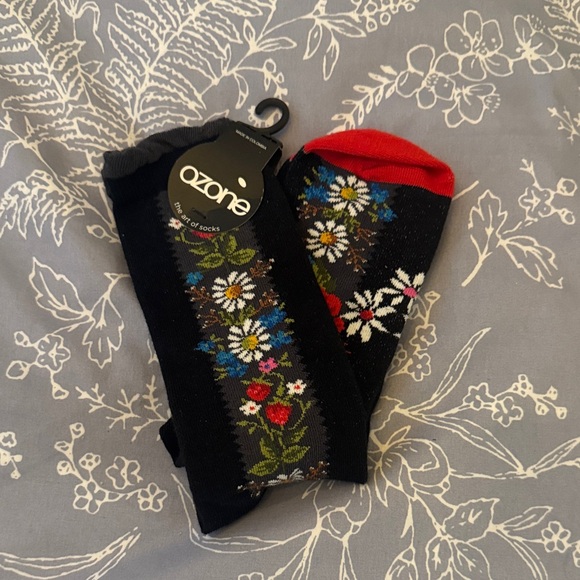 Ozone Women’s Colorful Floral Patterned Women's Socks - Picture 8 of 8